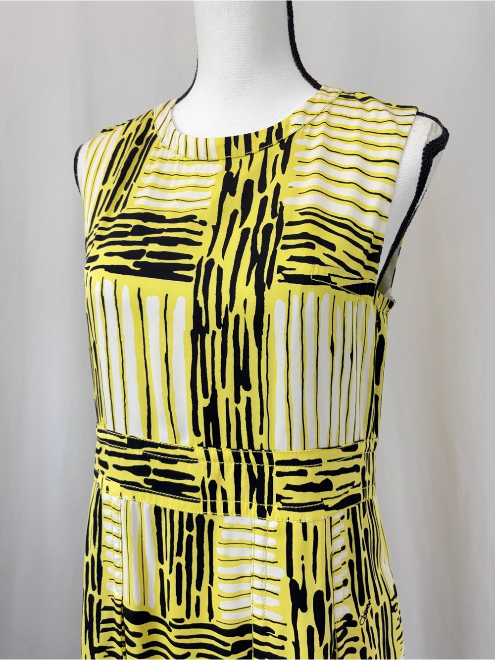 Diane Von Furstenberg DVF Hayley Silk Print Pleated Dress Sz 6 Yellow Black - Picture 8 of 17